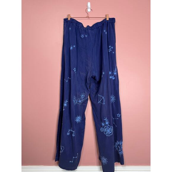 Johnny Was Bijou High Slit Embroidered Pants in Blue Size XL Embroidered Floral - Picture 5 of 10